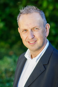 SONNTAGSBLATT, Gerd Neuhold